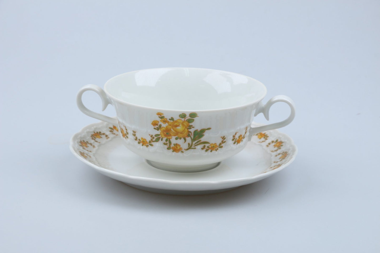 Suppentasse mit Untere