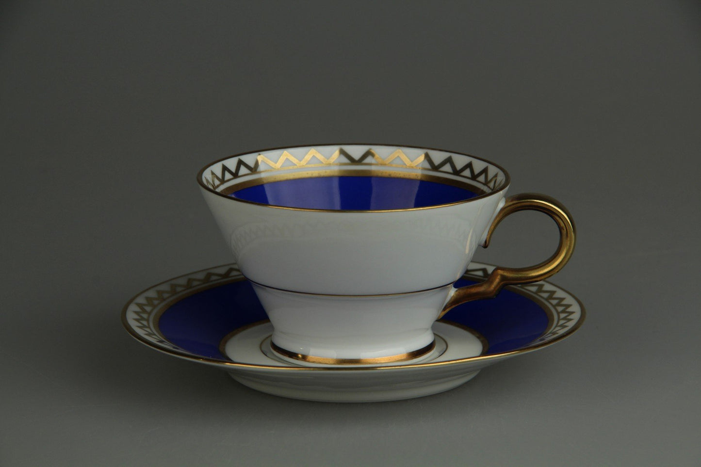 Kaffeetasse mit Untere