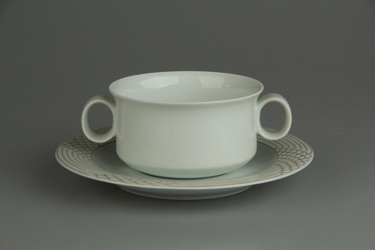 Suppentasse mit Untere