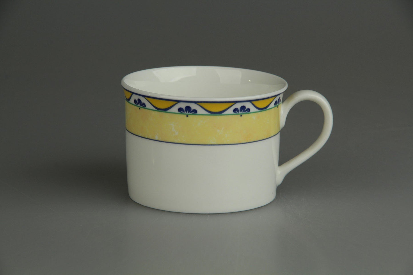 Teetasse gerade Form