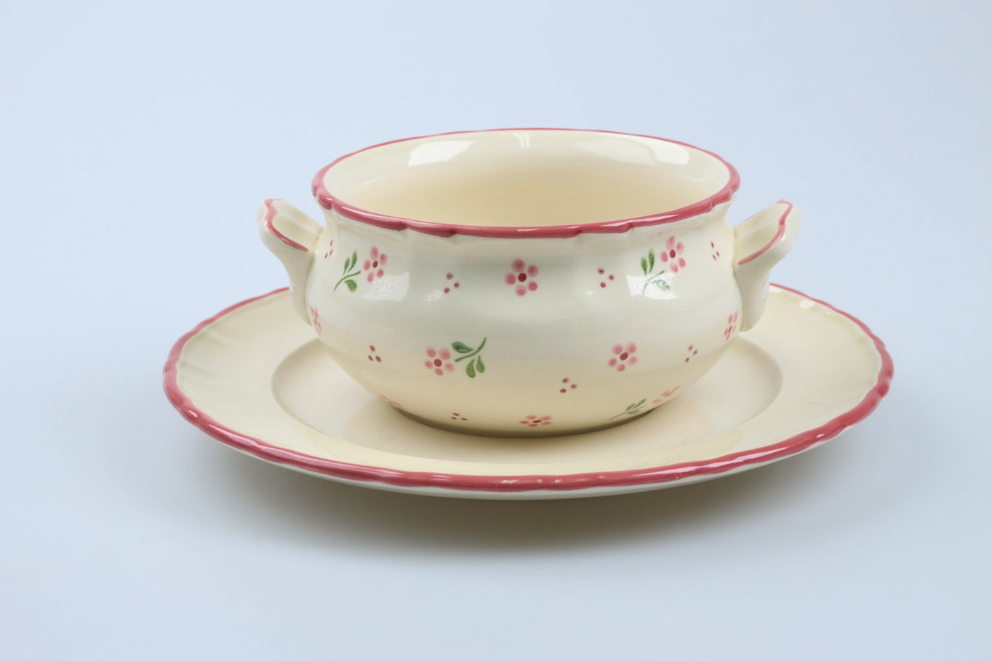 Suppentasse mit Untere