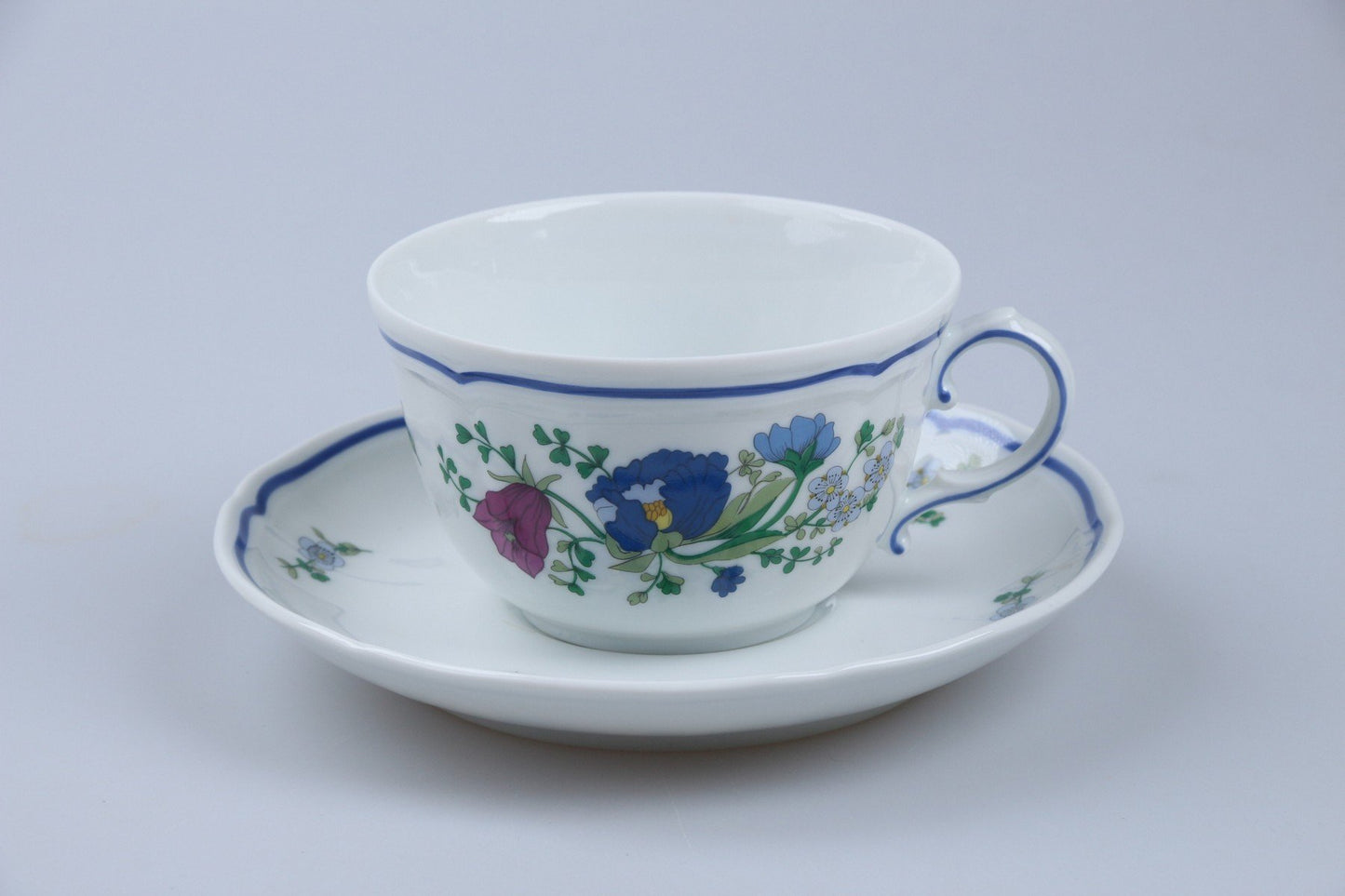 Kaffeetasse mit Untere