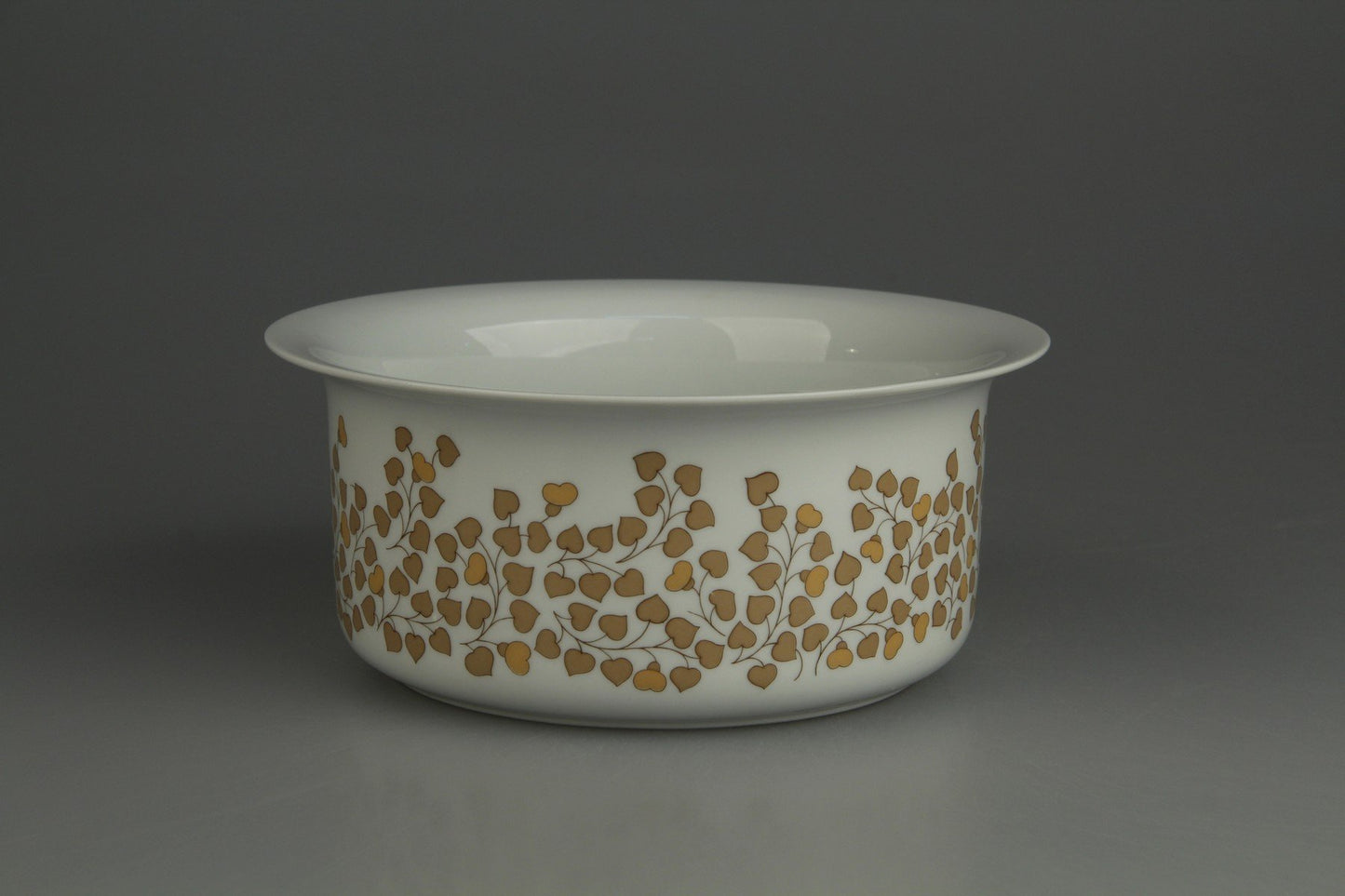 Schüssel mittelgroß