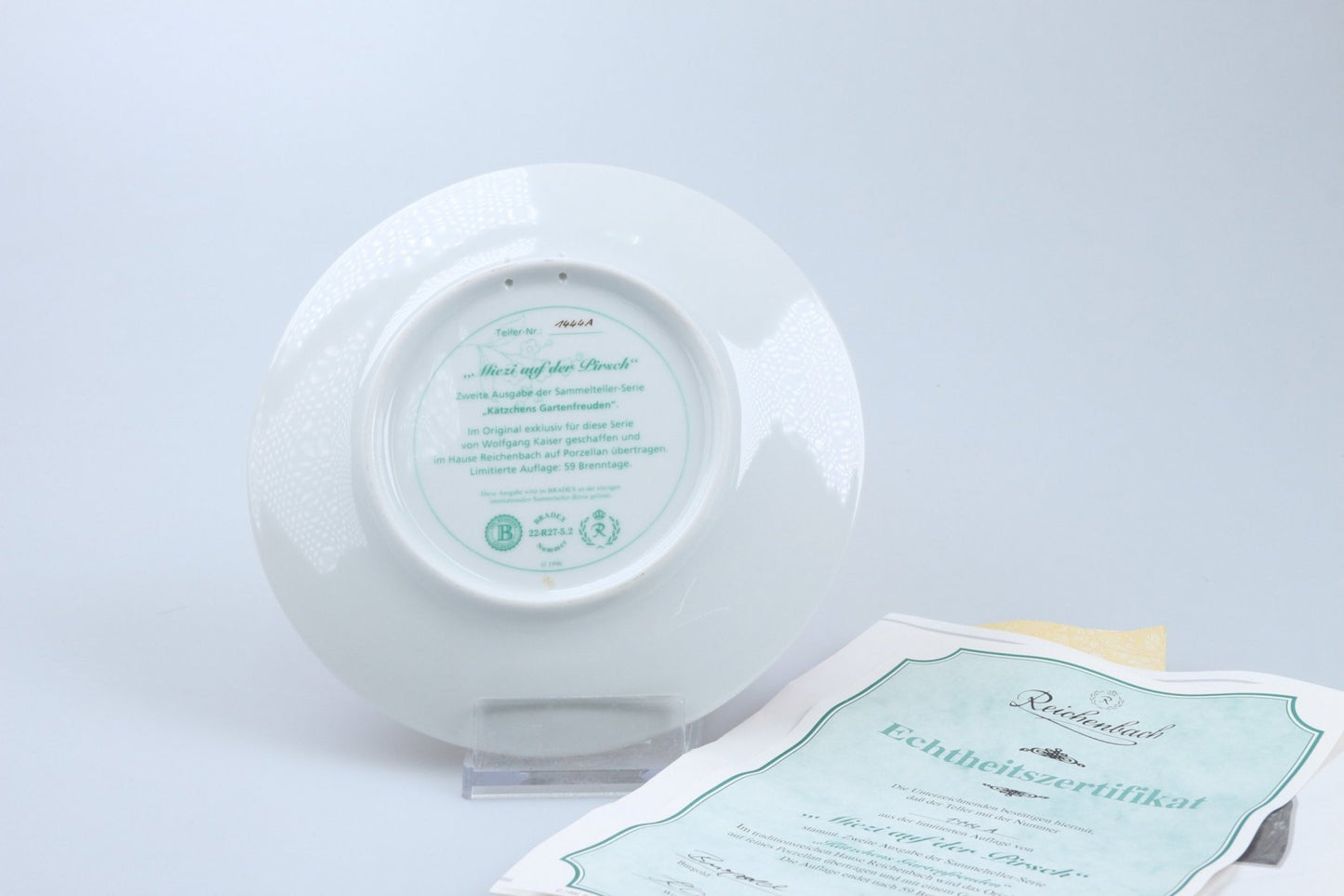 Miezi auf der Pirsch mit Zertifikat