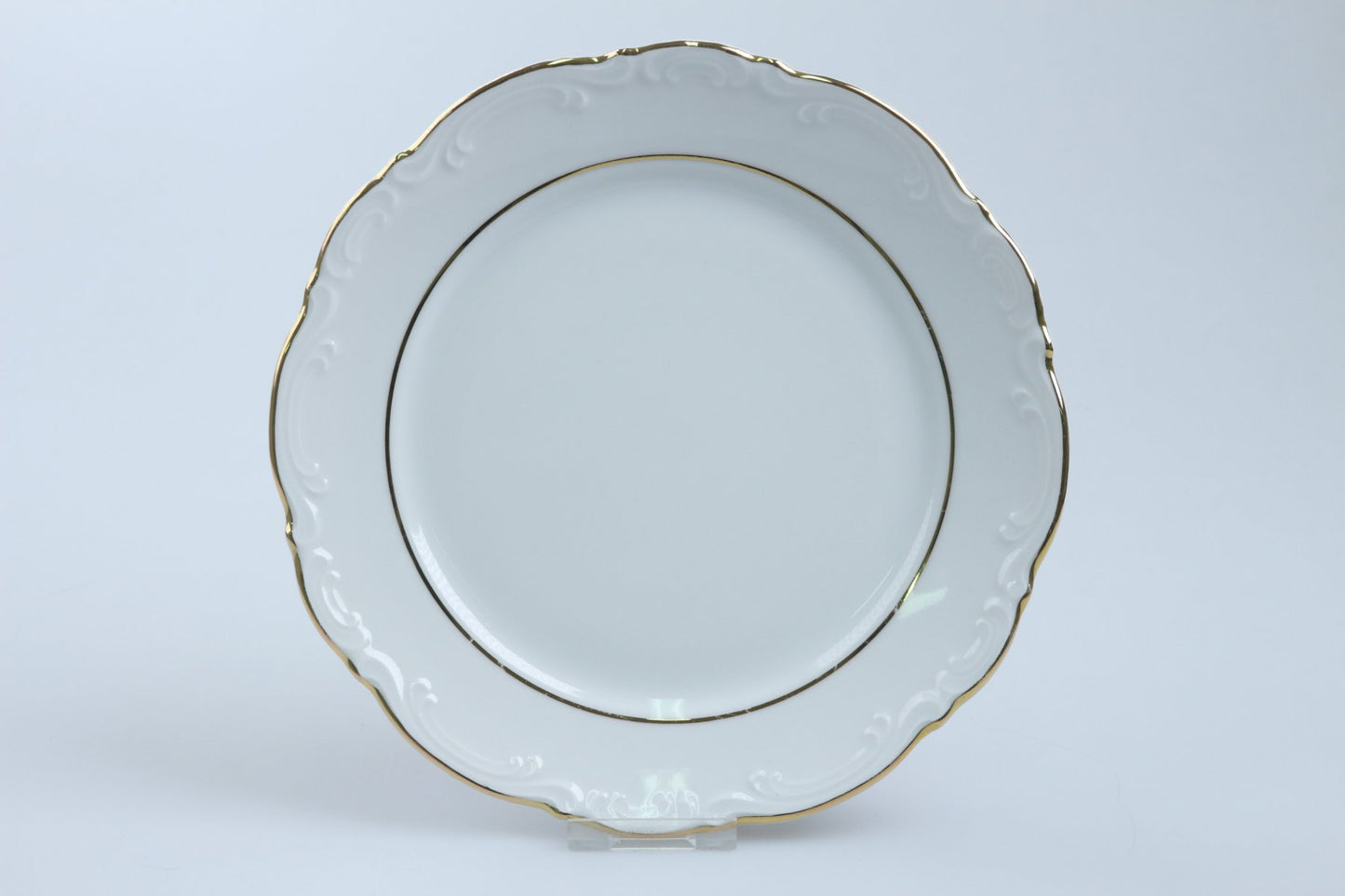 Kuchenteller mit Goldrand