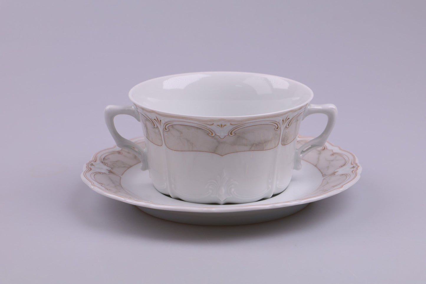 Suppentasse mit Untere