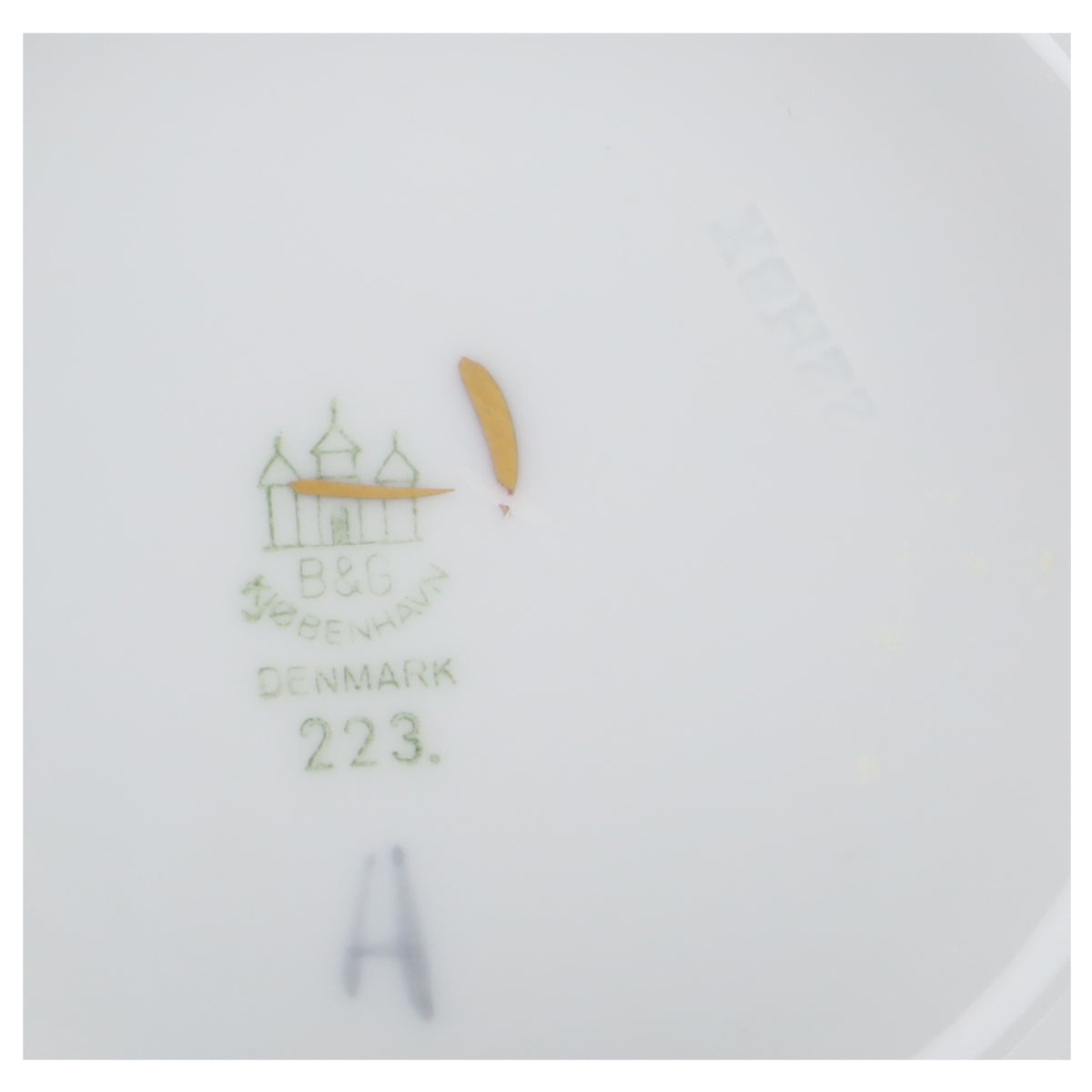 Gebäckschale auf Fuß Modell 223