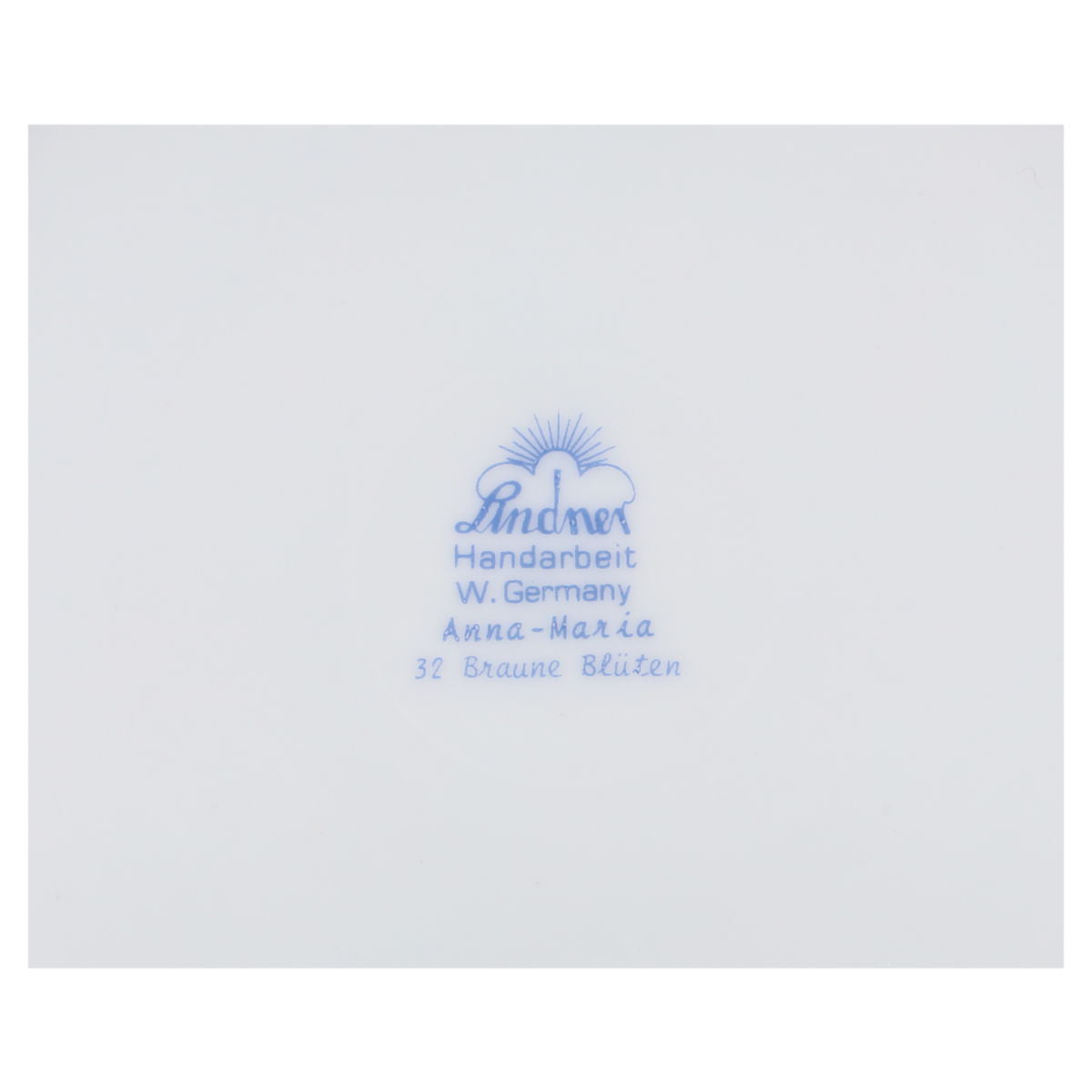 Durchbruchschale Gebäckschale auf 4 Füssen