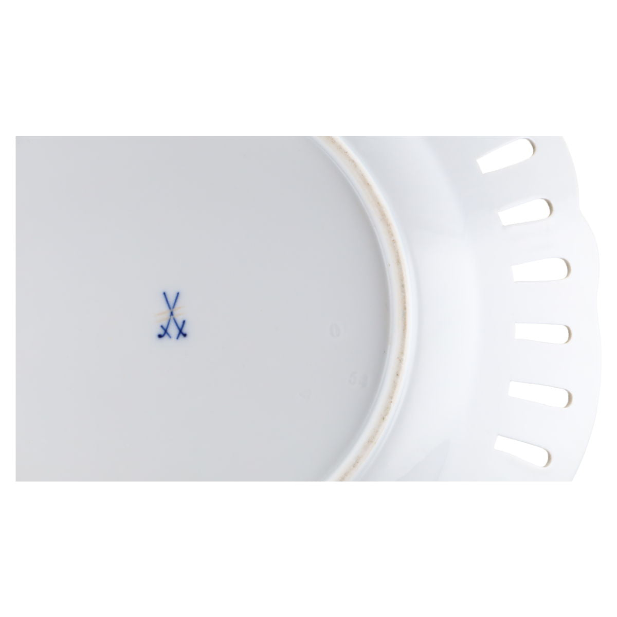 Durchbruchteller Aster II.Wahl Knaufzeit