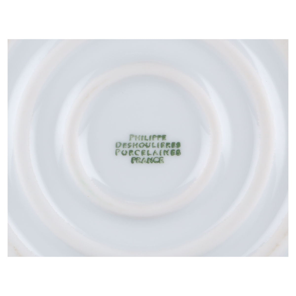 Müslischüssel auf Fuß