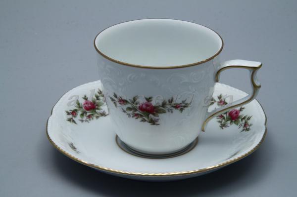 Rosenthal - Sanssouci weiß - Moosrose Ramona