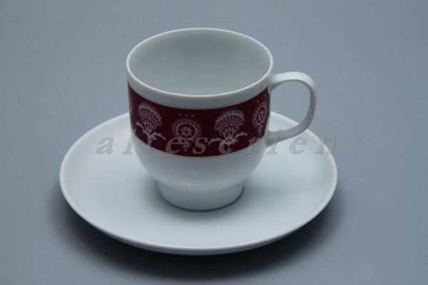 Melitta - Wien - Ranke bordeaux mit Ornamenten