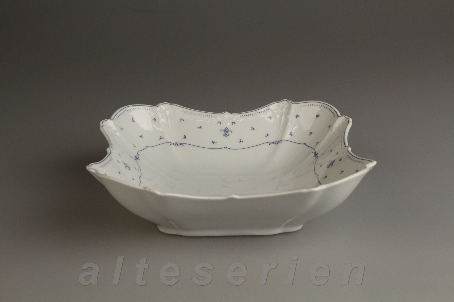 Tirschenreuth - Baronesse - Cécile blau