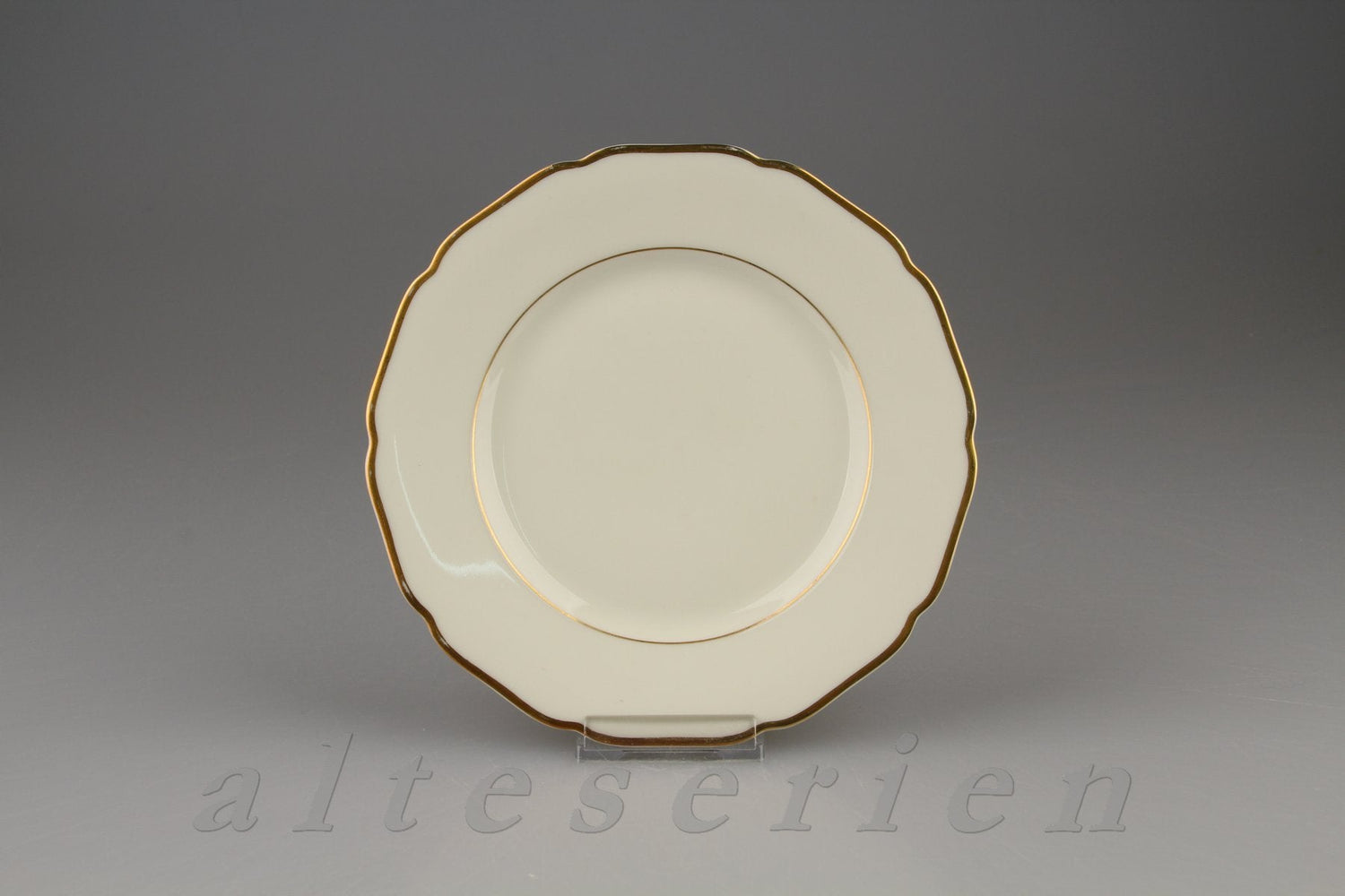 Hutschenreuther - Madeleine Goldrand 19567