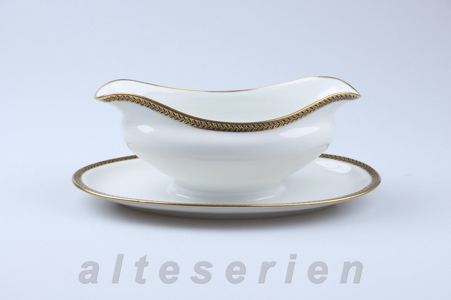 Hutschenreuther - Goldrandservice - Hohenberg 15345