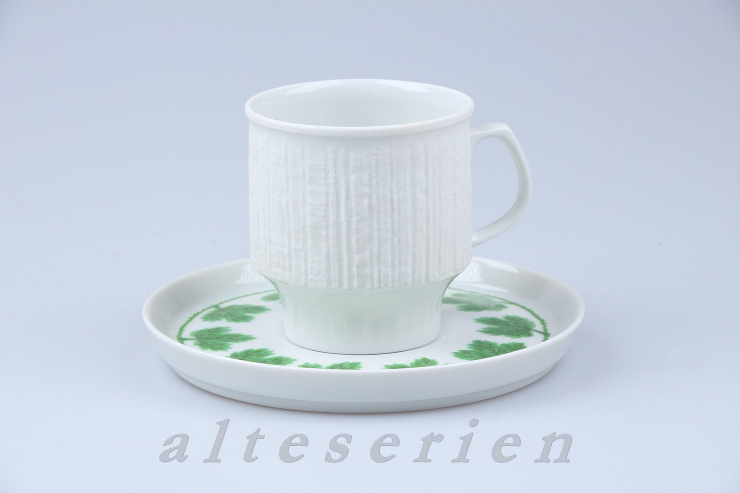 Thomas - Arcta - grüne Blätter