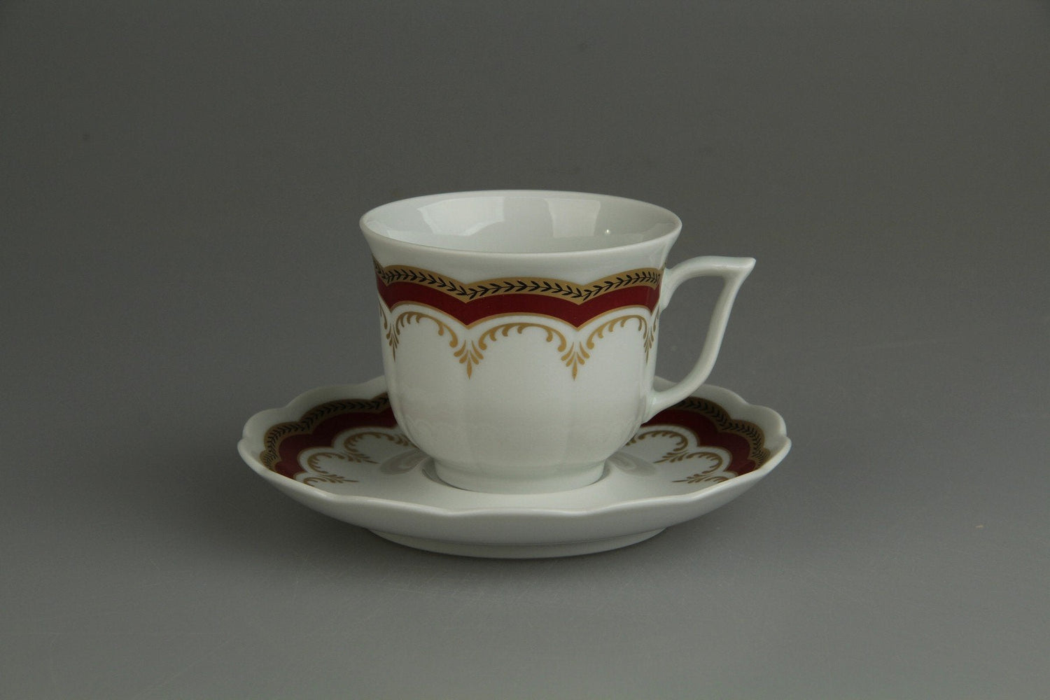 Seltmann Vohenstrauß - Unbekannte Formen - Goldgirlande mit Rot