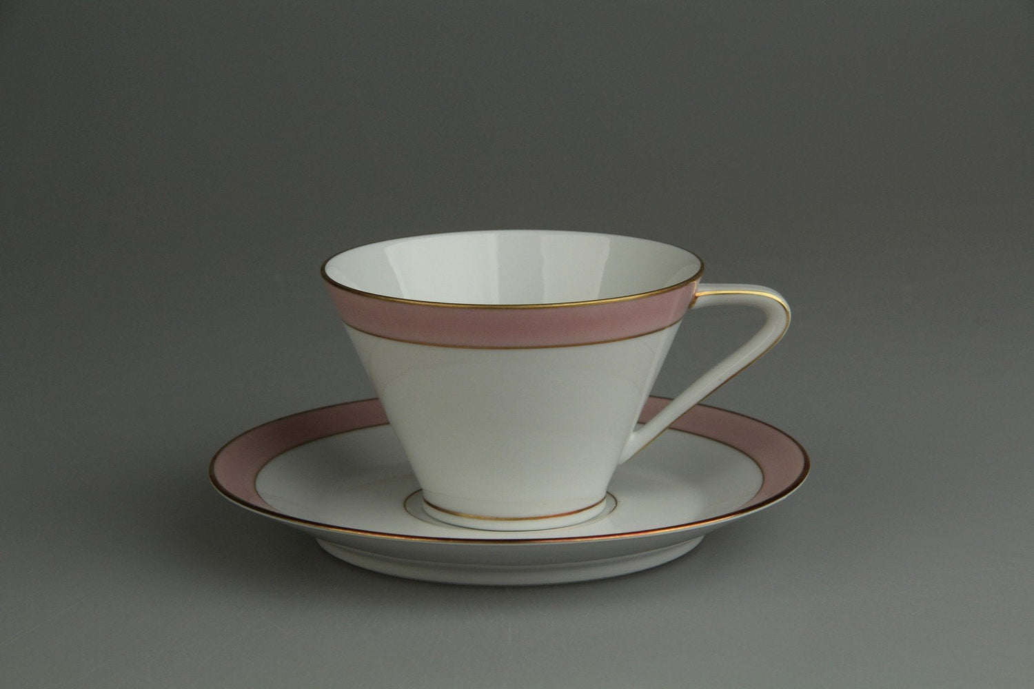 Königl. pr. Tettau - Ria - Roseband mit Gold 1224