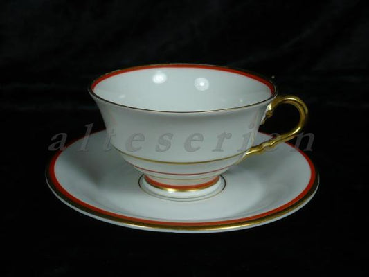 Teetasse mit Untere