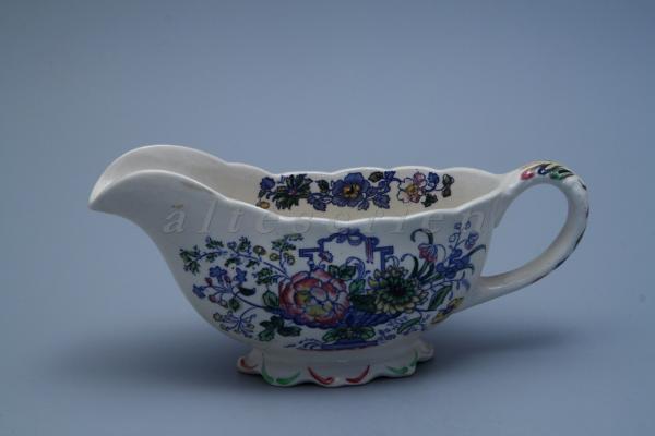 einteilige Sauciere ohne Teller