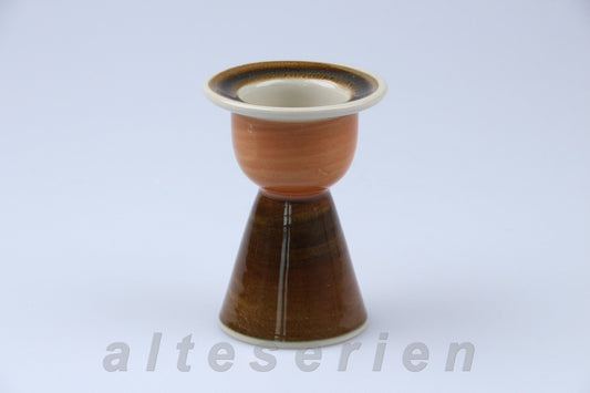 Eierbecher auf Fuß H 9,5 cm