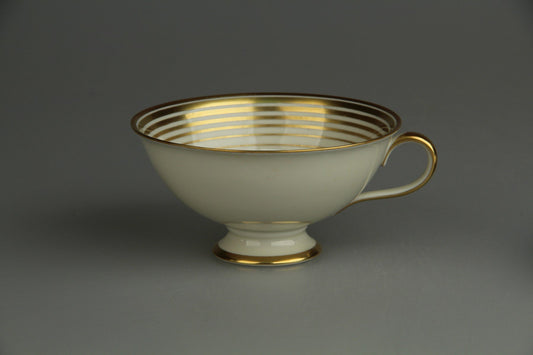 Teetasse D 10,7 cm H 5,4