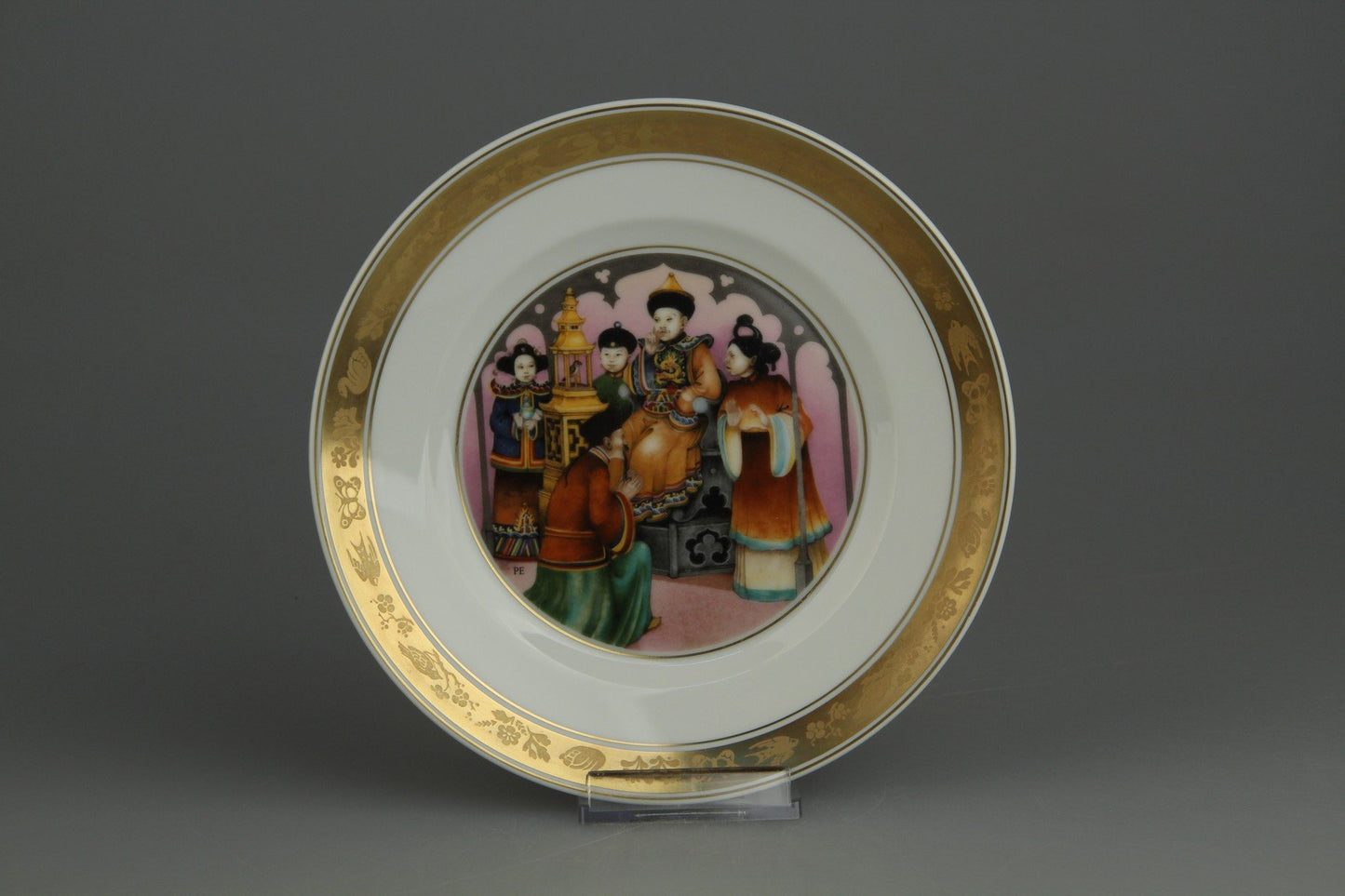 Wandteller  The Nightingale