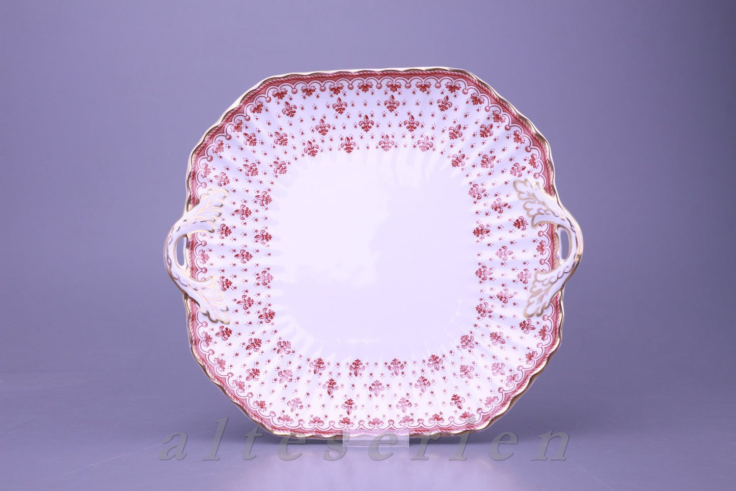 Kuchenplatte mit Griffen