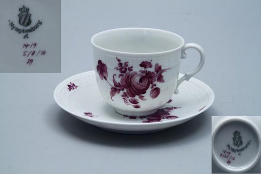 Kaffeetasse mit Untere