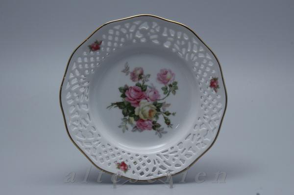 Kuchenteller / Durchbruchteller