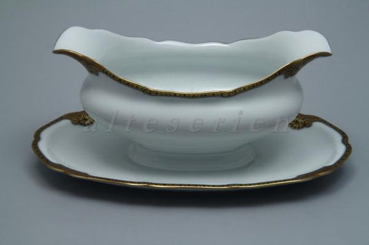 einteilige Sauciere mit Teller