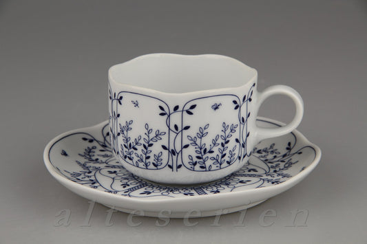 Teetasse mit Untere