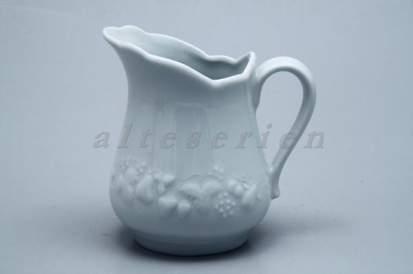 großes Milchkännchen