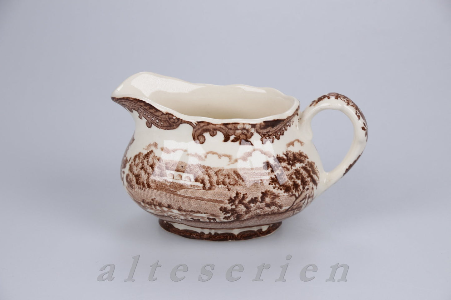 Milchkännchen oval H 7 cm