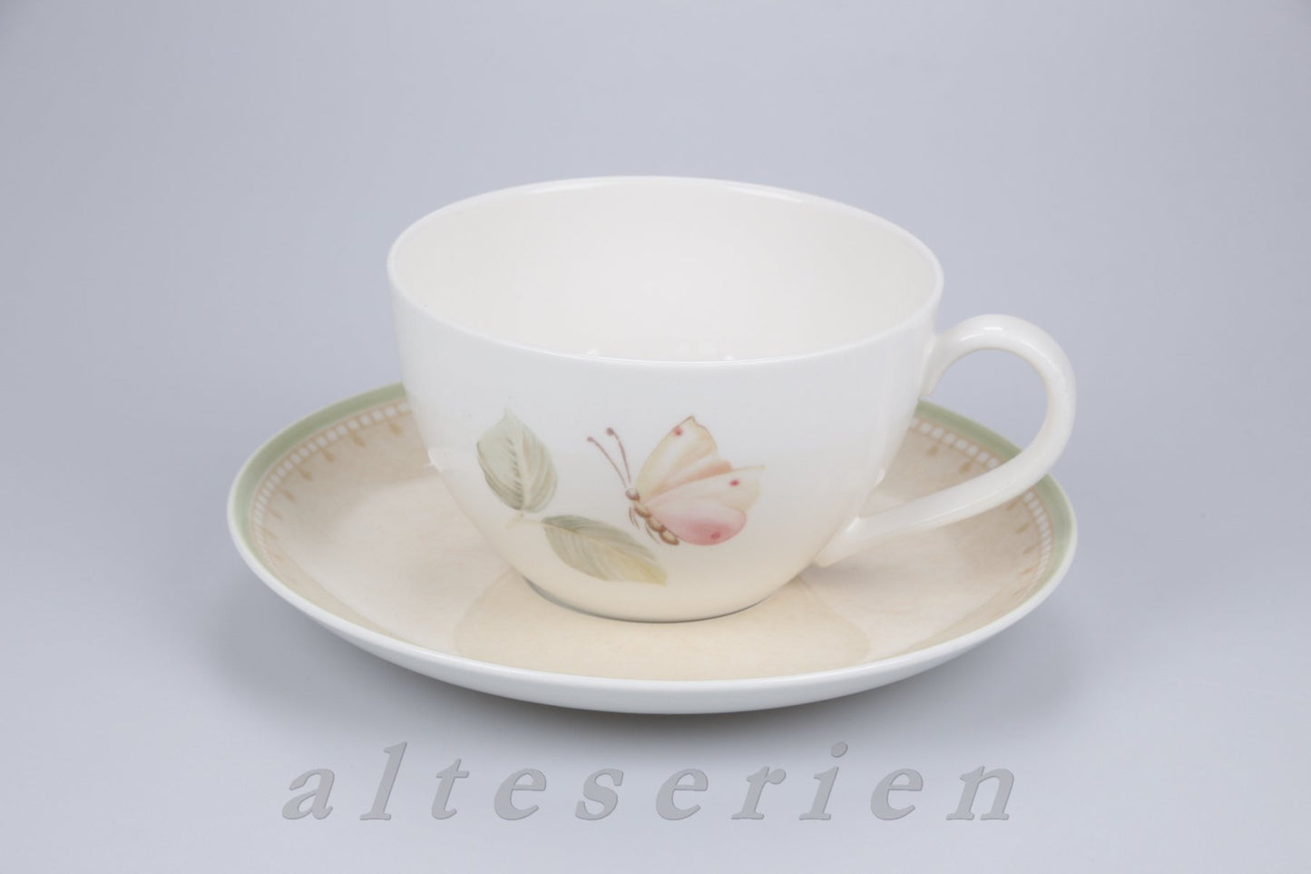 Frühstückstasse mit Untere