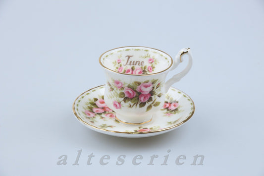 Miniaturtasse mit Untertasse - June