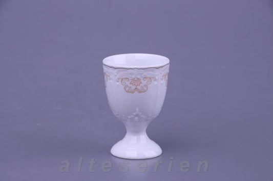 Eierbecher auf Fuß H 7 cm