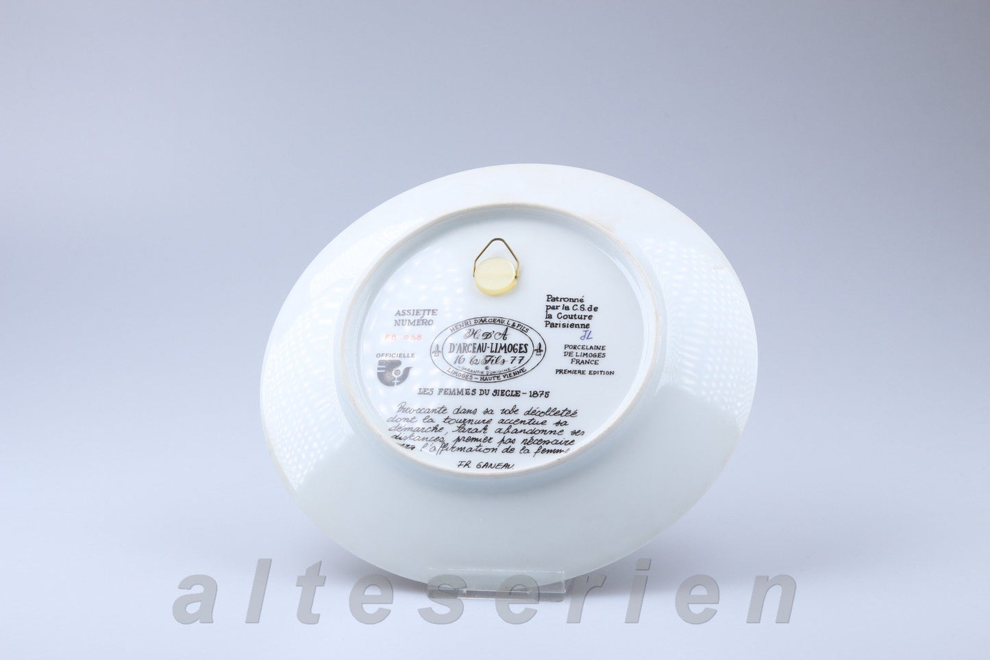 Sarah en Tournure 1875