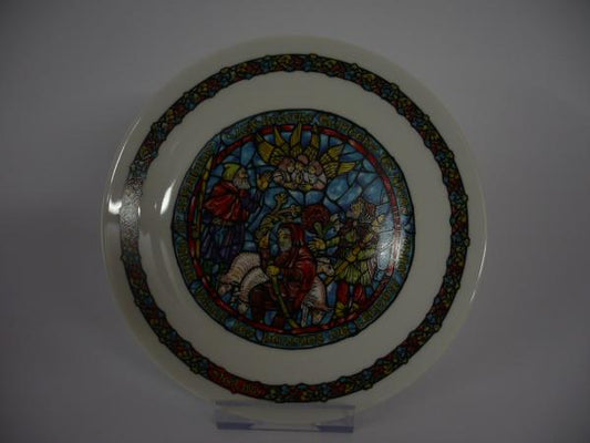 Sammelteller mit Wandaufhängung