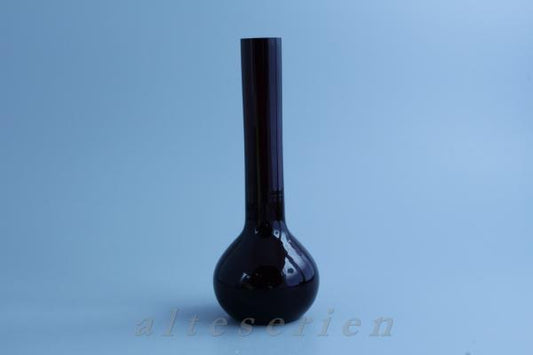 Vase mit schalem Hals