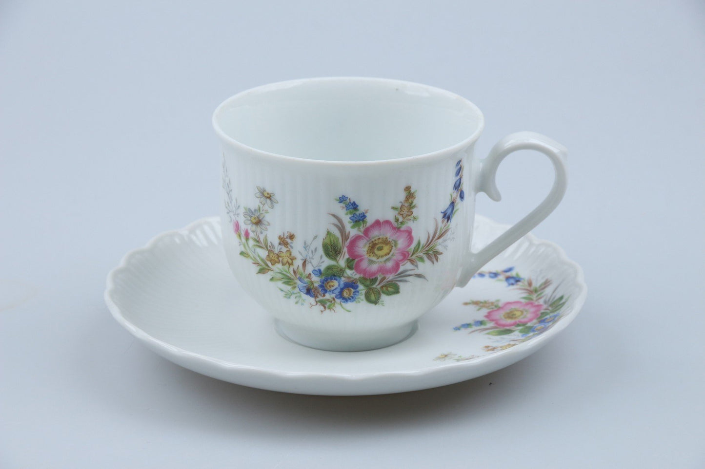 Kaffeetasse mit Untere