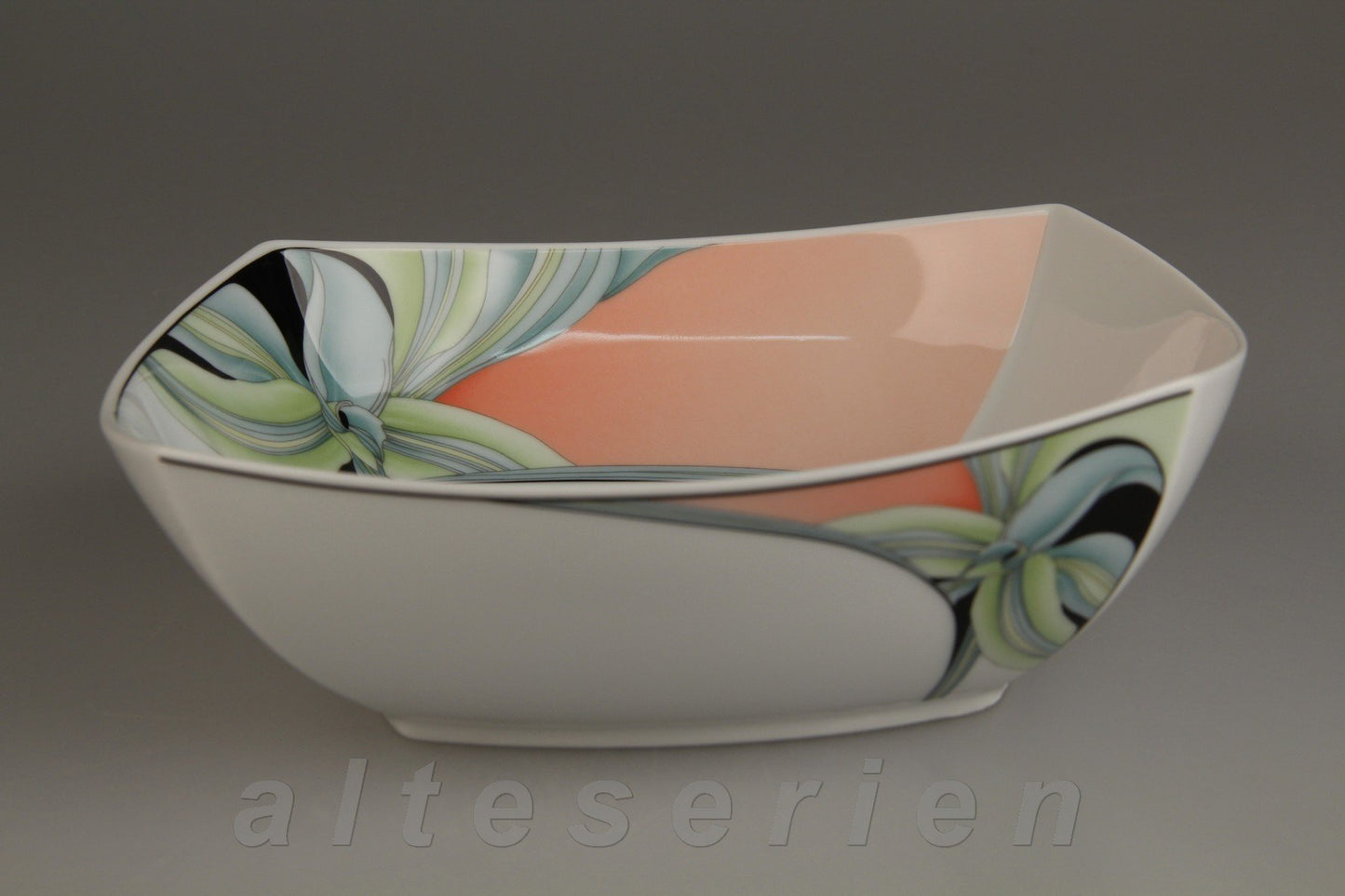 Schüssel mittelgroß