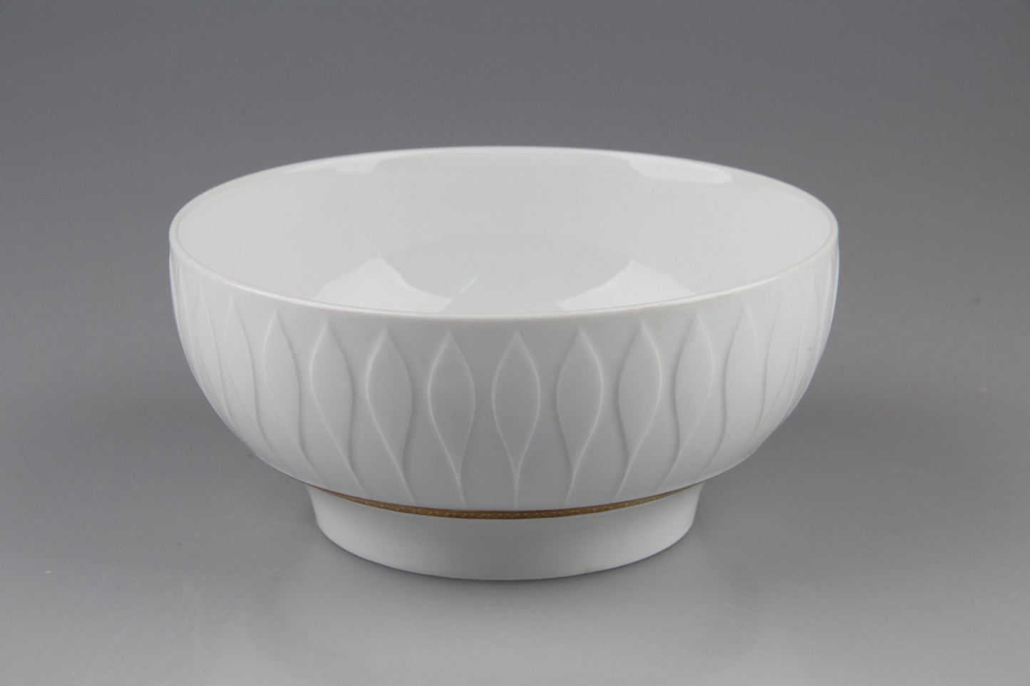 Schüssel mittelgroß