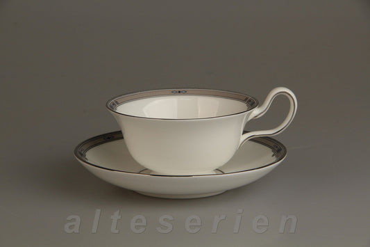 Teetasse mit Untere