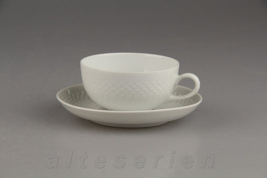 Teetasse mit Untere klein