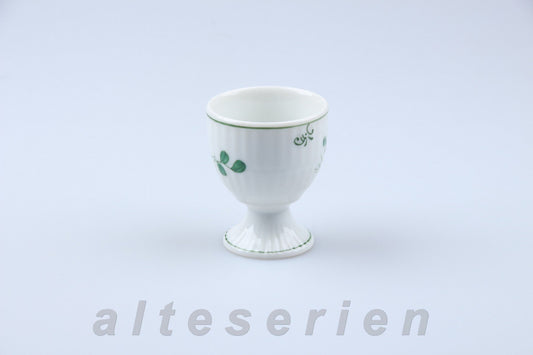 Eierbecher auf Fuß