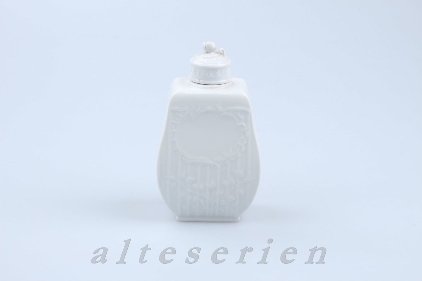 Teedose groß weiß II. Wahl