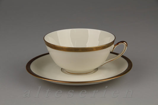 Teetasse mit Untere