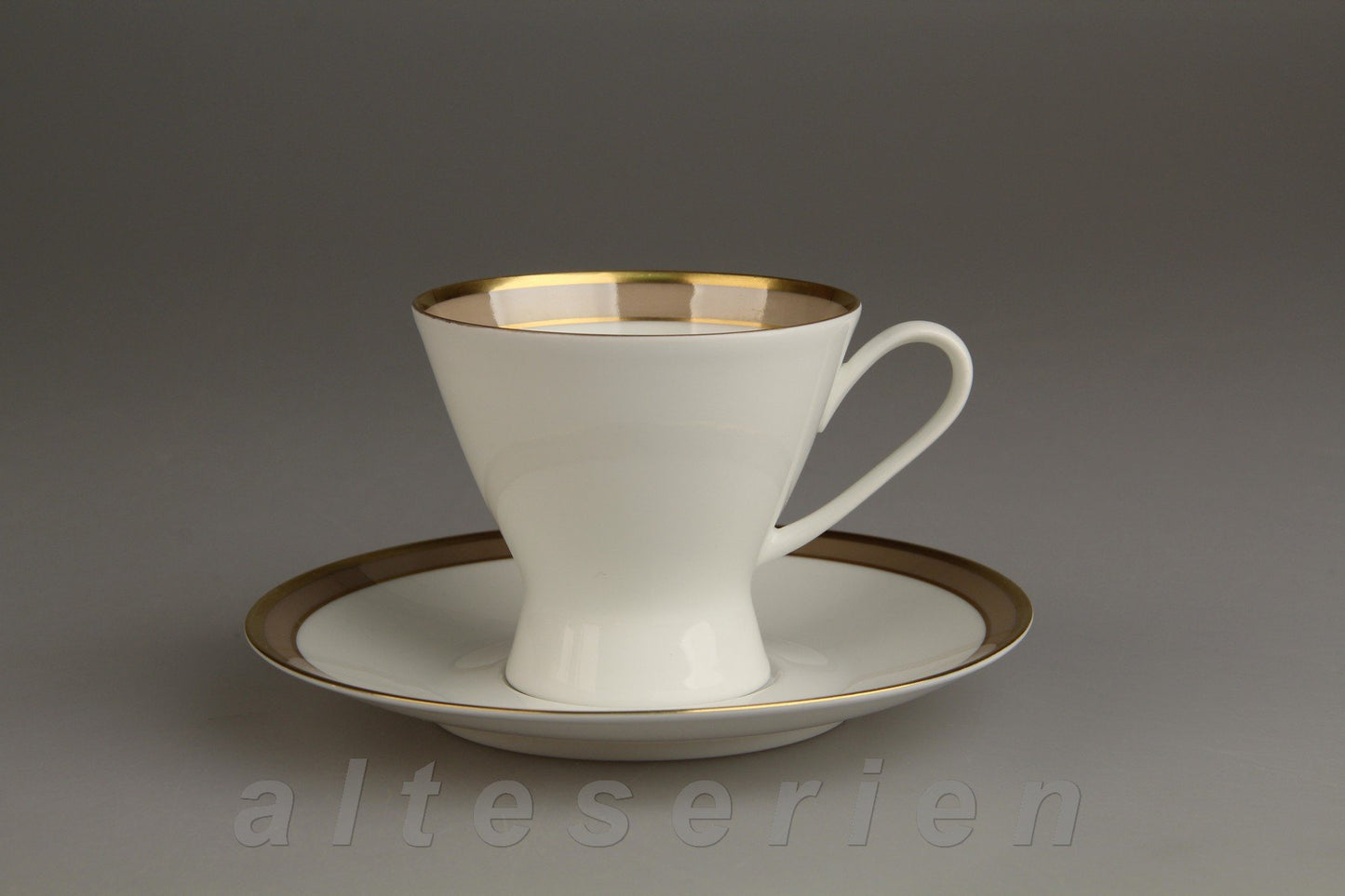 Kaffeetasse mit Untere