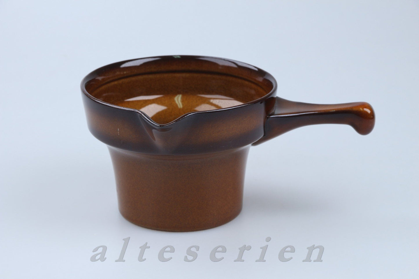 Sauciere ohne Teller